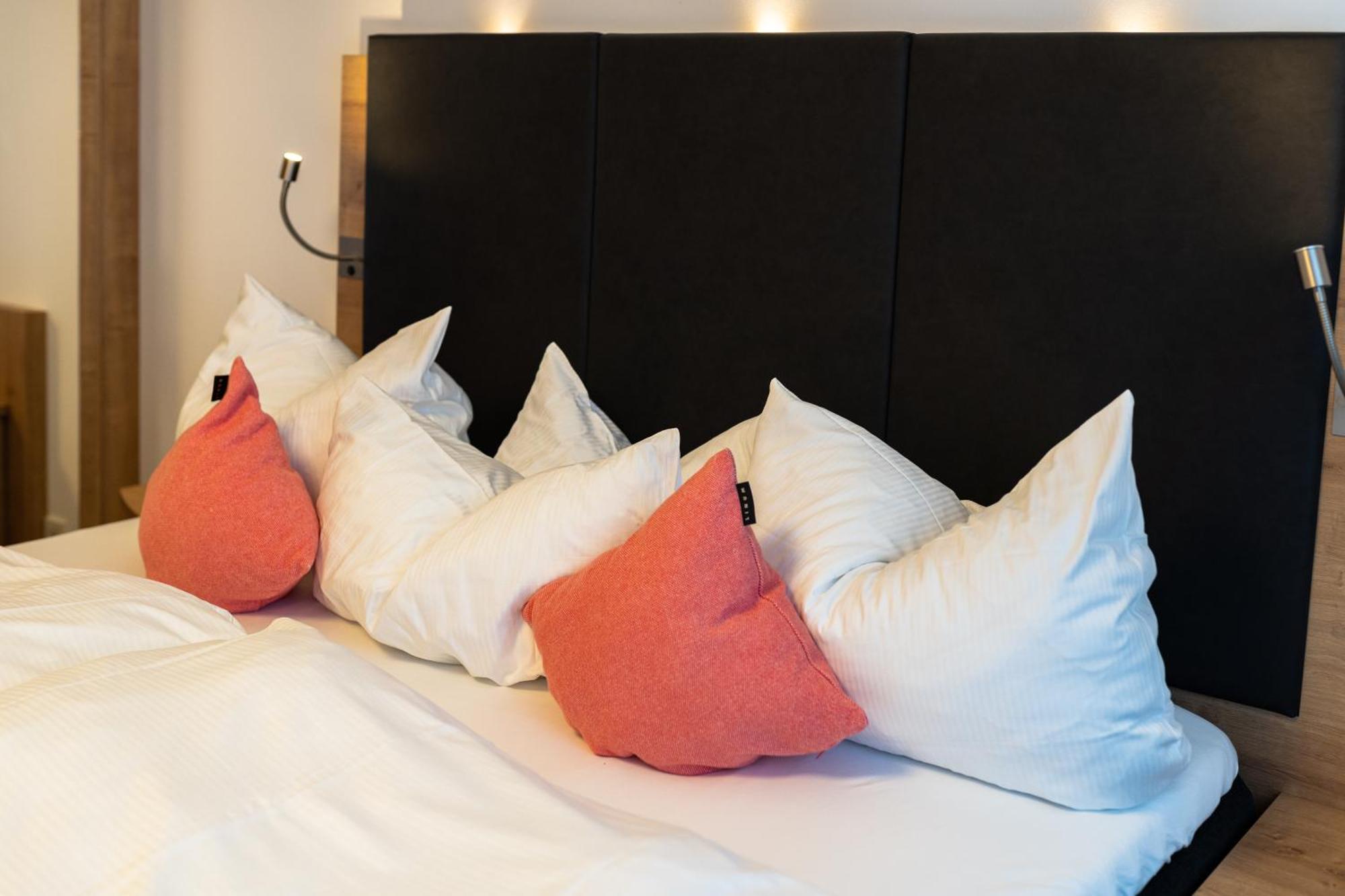 Hotel Zur Traube Ürzig Стая снимка